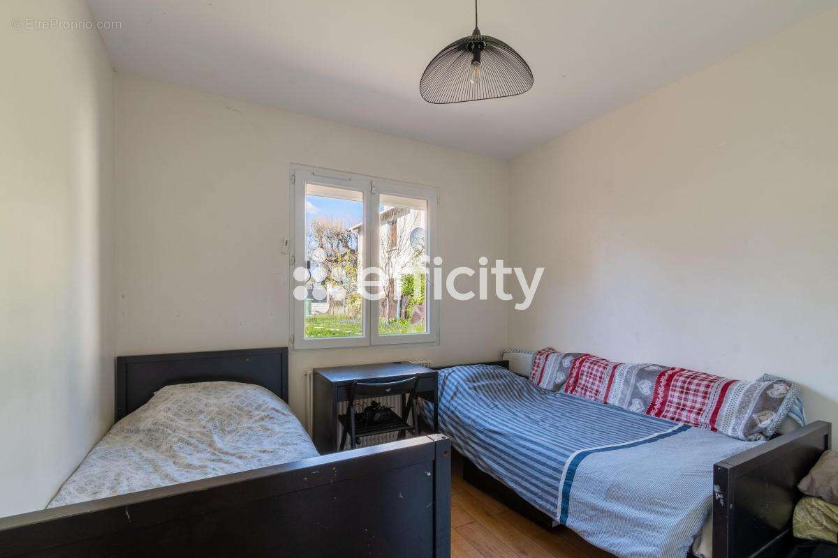 Maison à CHOISY-LE-ROI