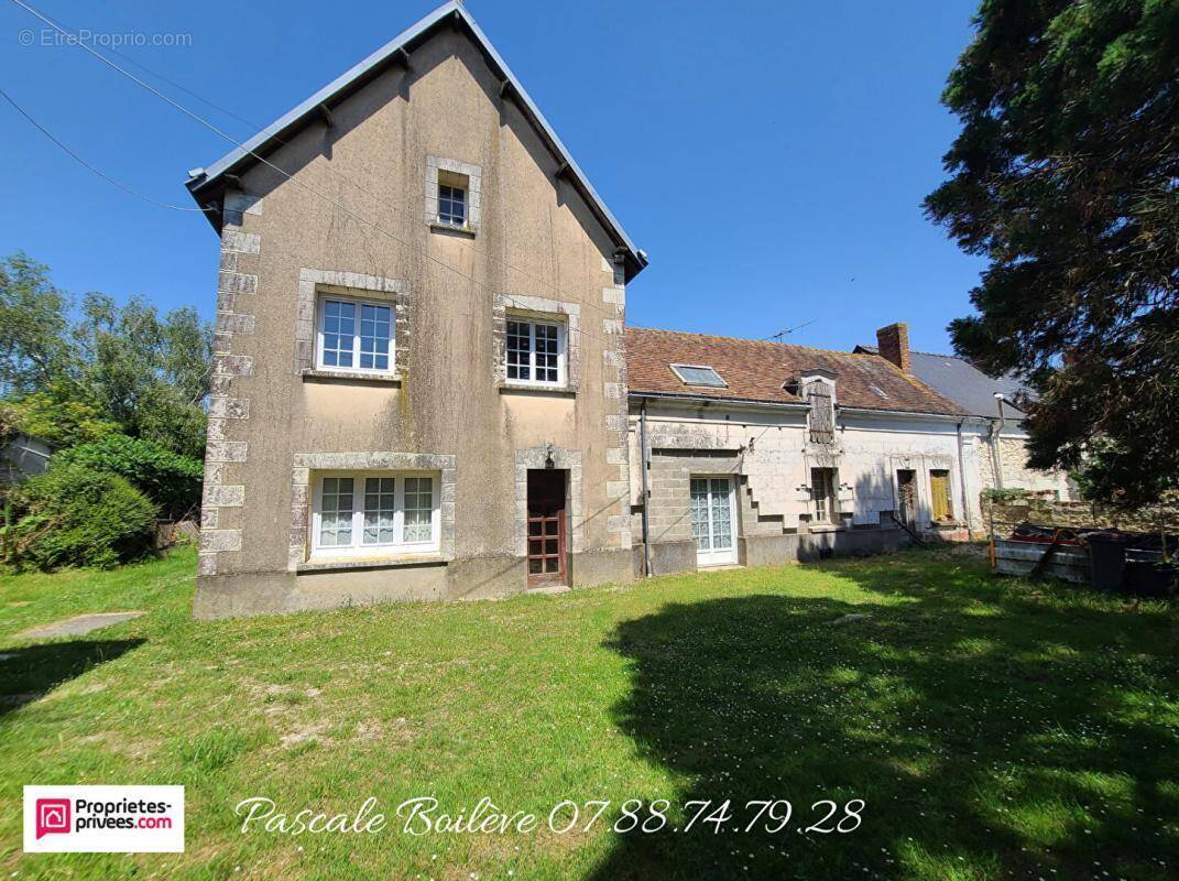 Maison à VERNANTES