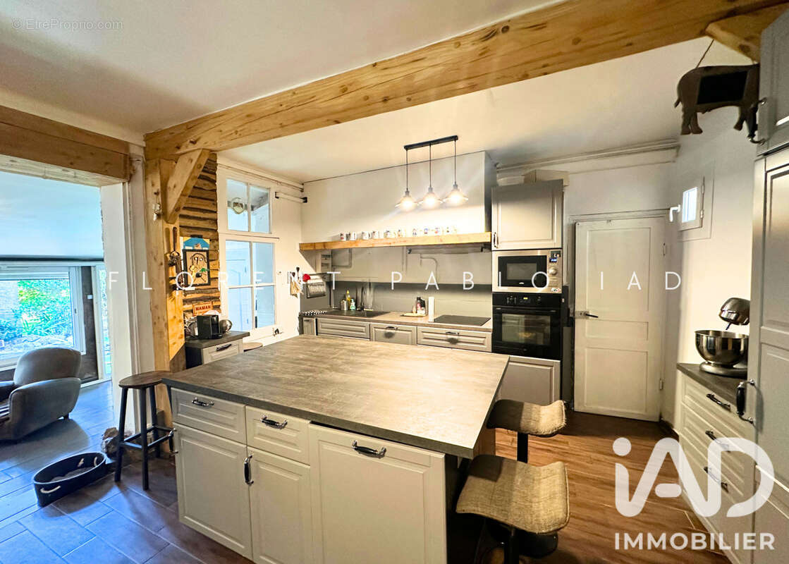 Maison 133 m² à La Seyne-Sur-Mer  - photo 4