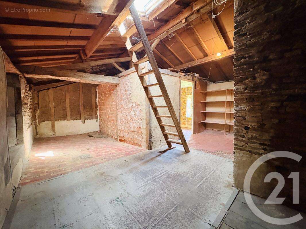 Maison 90 m² à Peyrat-De-Bellac  - photo 31