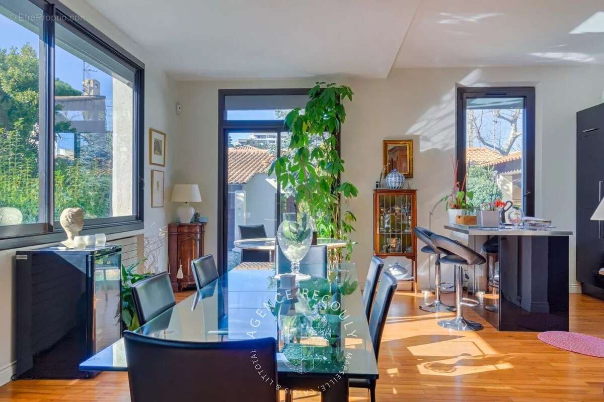 Maison à MARSEILLE-8E