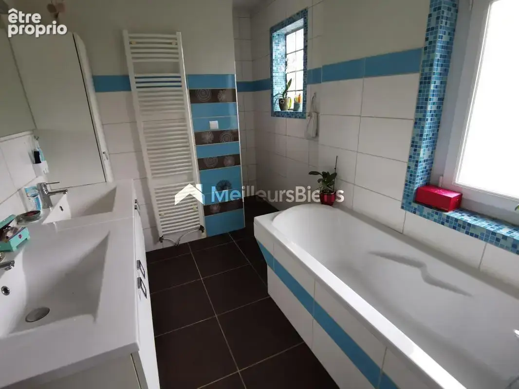 Maison 156 m2 5 chambres jardin garage hangar - photo 6