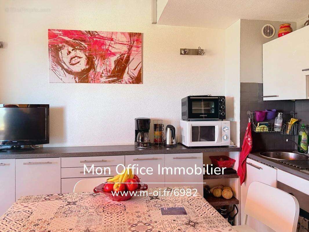 Référence : 6982-les - mazet duplex vue mer & collines avec terrasse & parking à cavalaire sur mer - photo 6