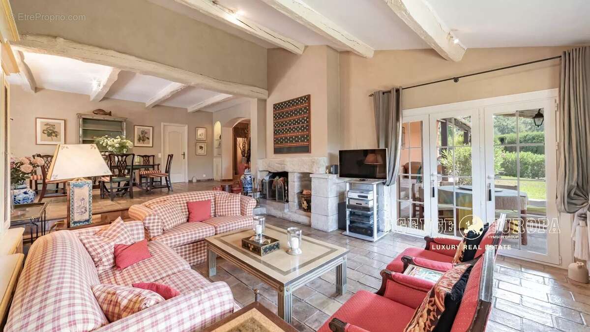 Mougins - domaine prive - charmante villa - photo 11