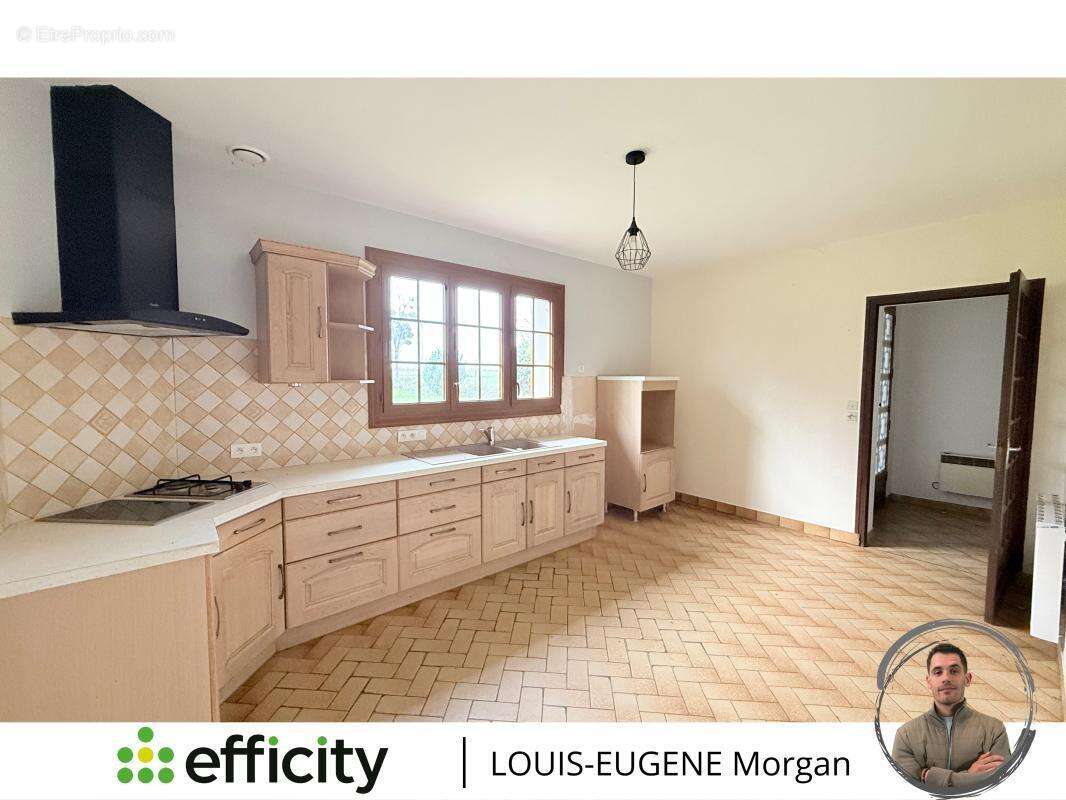 Maison à SAINT-SECONDIN