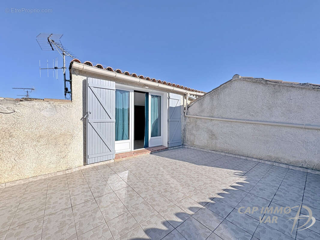 Appartement à LE BEAUSSET