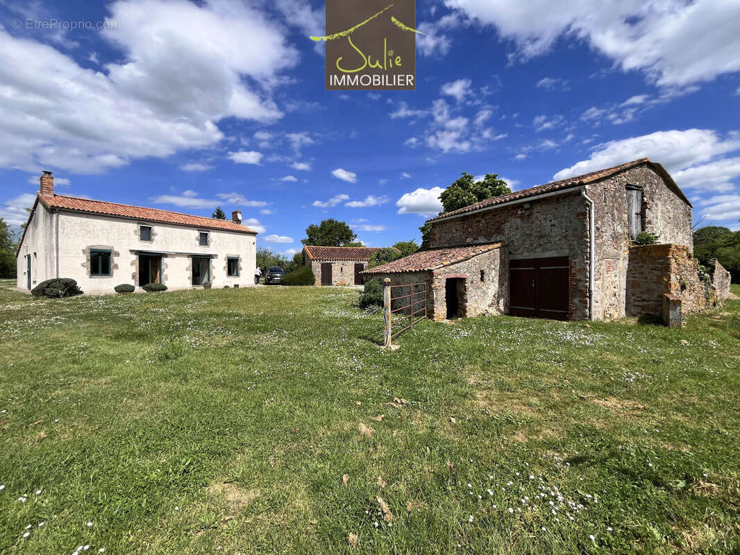 Maison à BRESSUIRE
