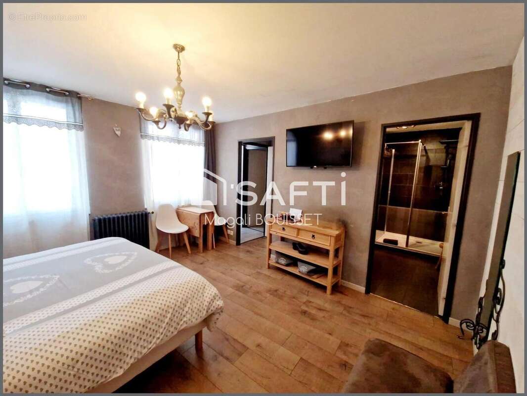 Photo 2 - Commerce à BAGNERES-DE-LUCHON