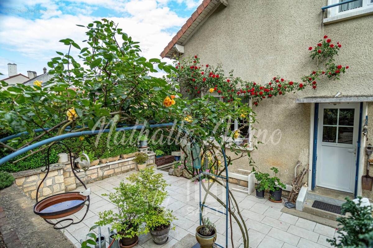 Photo 1 - Maison à HARDRICOURT