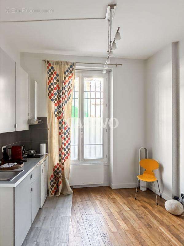 Appartement à PARIS-6E