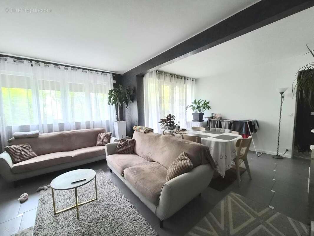 Photo 2 - Appartement à CHILLY-MAZARIN