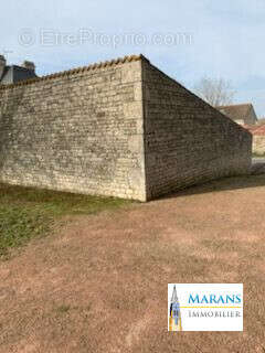 Parking à LE LANGON