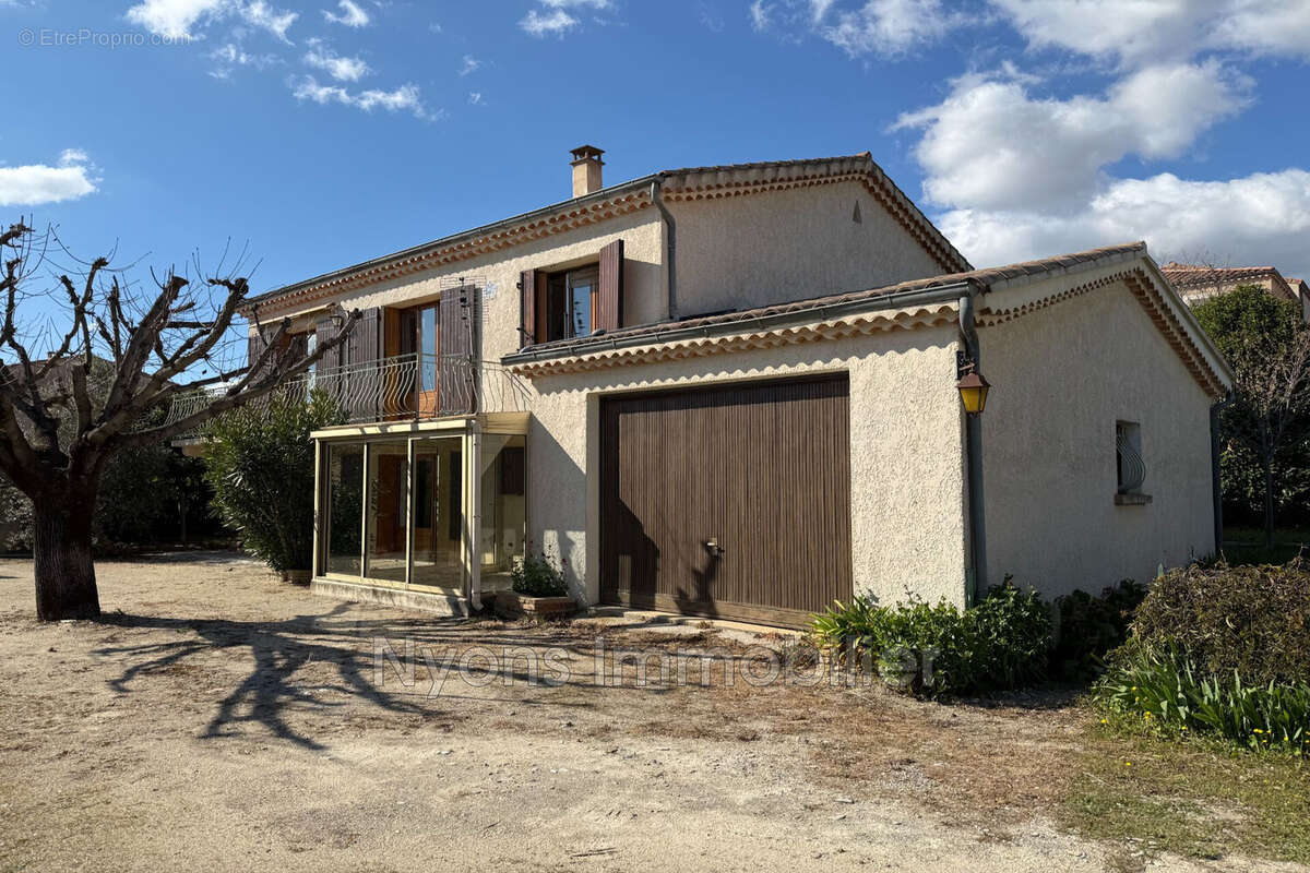Maison à VINSOBRES