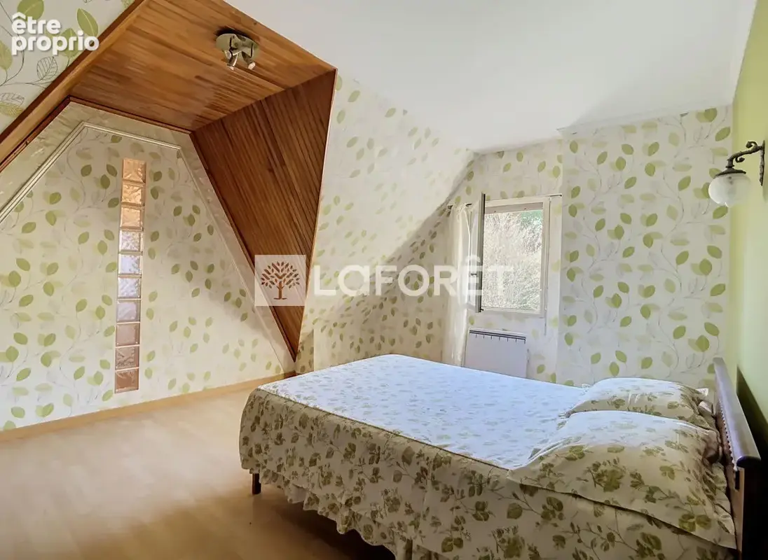 Maison Lassy  - 2 grands séjours - 5 chambres - 200 m2 - photo 11
