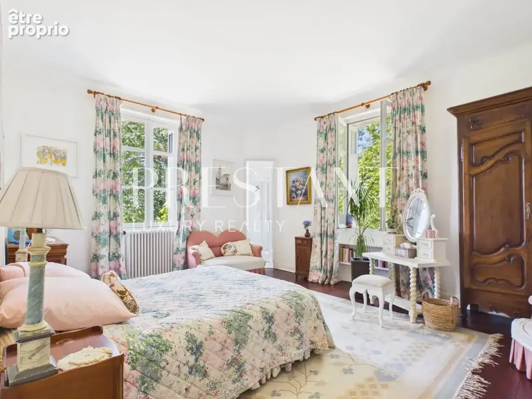 Château à vendre près de Bayonne- Demeure de caractère avec parc, piscine et tennis. - photo 17