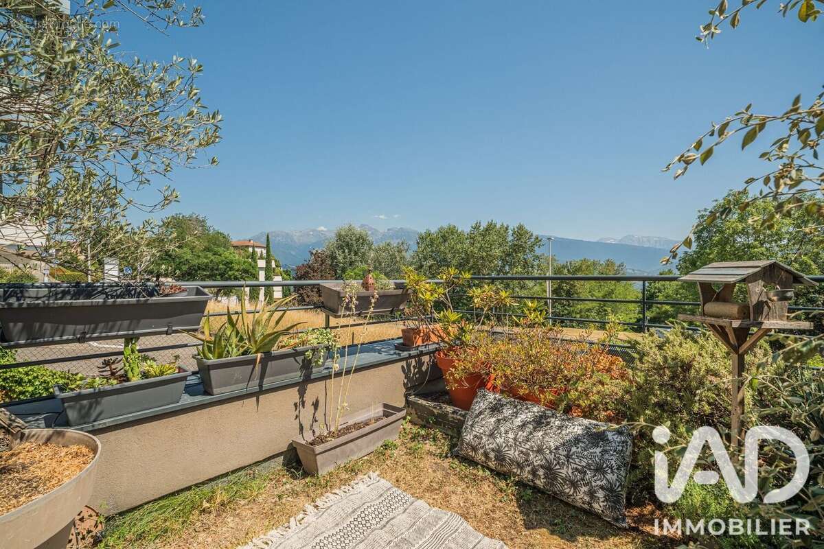 Appartement 91 m² à Corenc  - photo 5