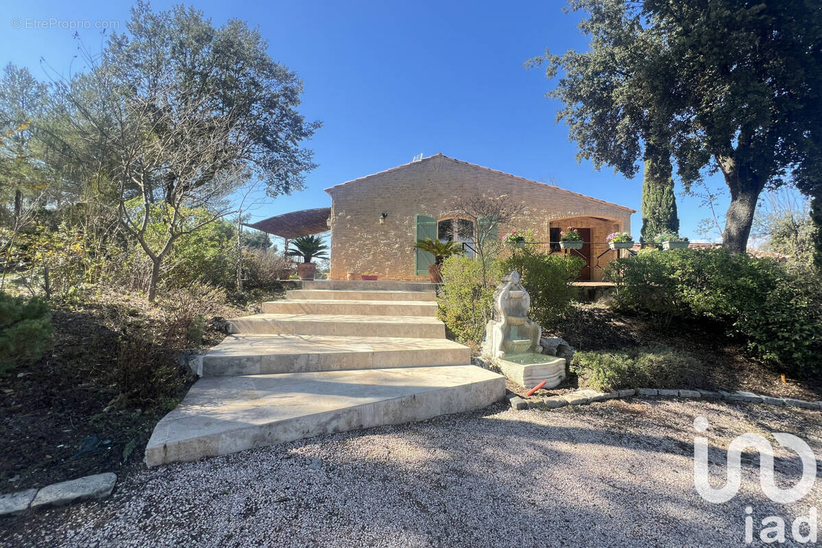 Photo 1 - Maison à JOUQUES