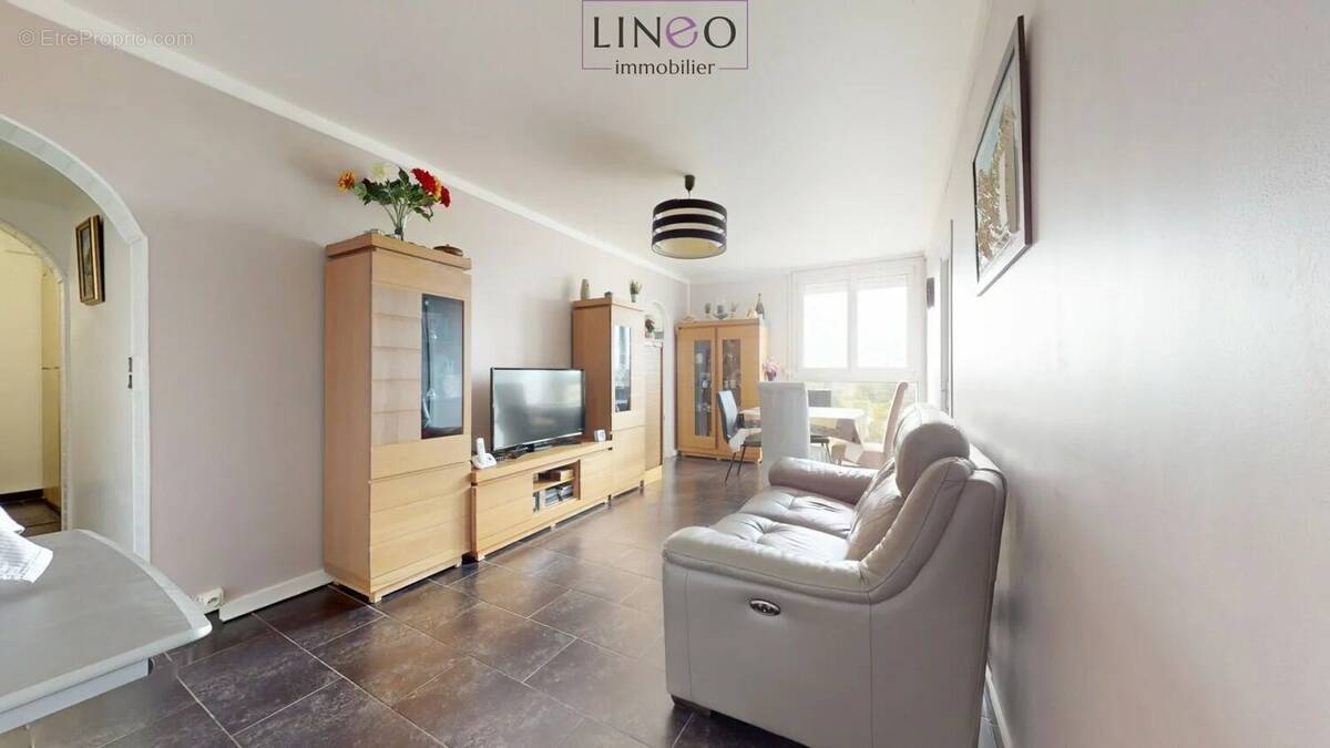 Appartement à THIAIS