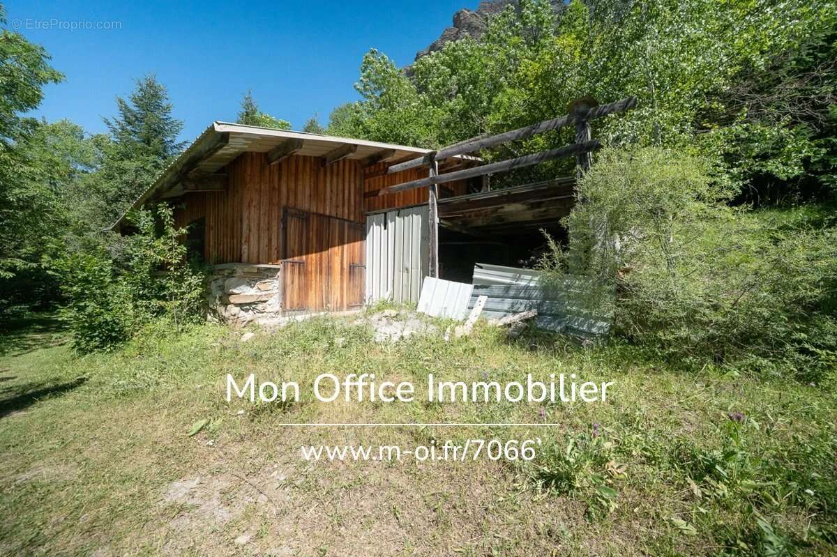 Référence : 7066-MBE - Refuge sur les hauteurs de Chateauroux - photo 2
