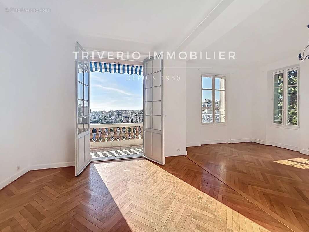 Appartement à LE CANNET