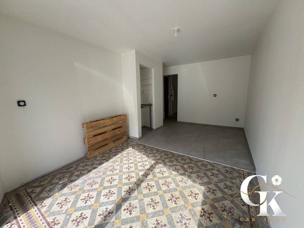 Commerce à GRENOBLE