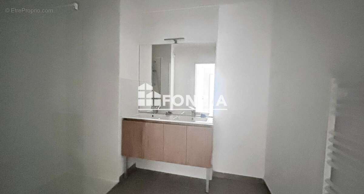 Appartement à MARSEILLE-9E