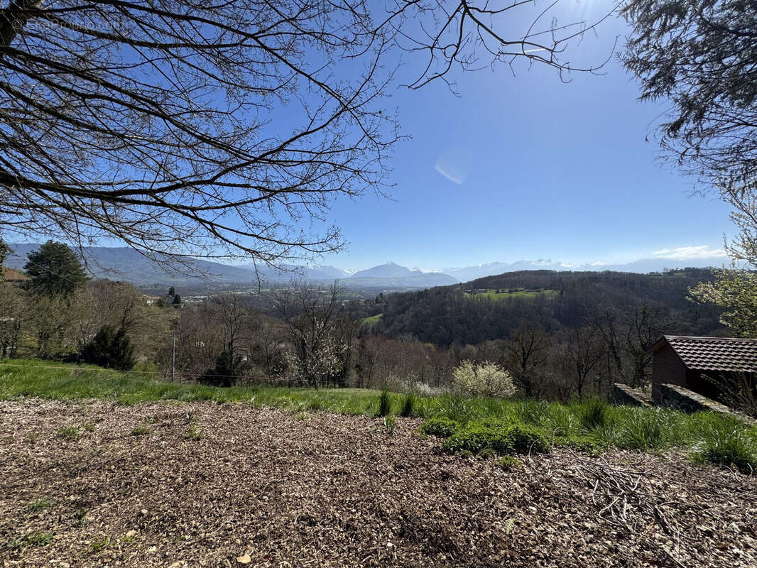 Terrain à MONNETIER-MORNEX