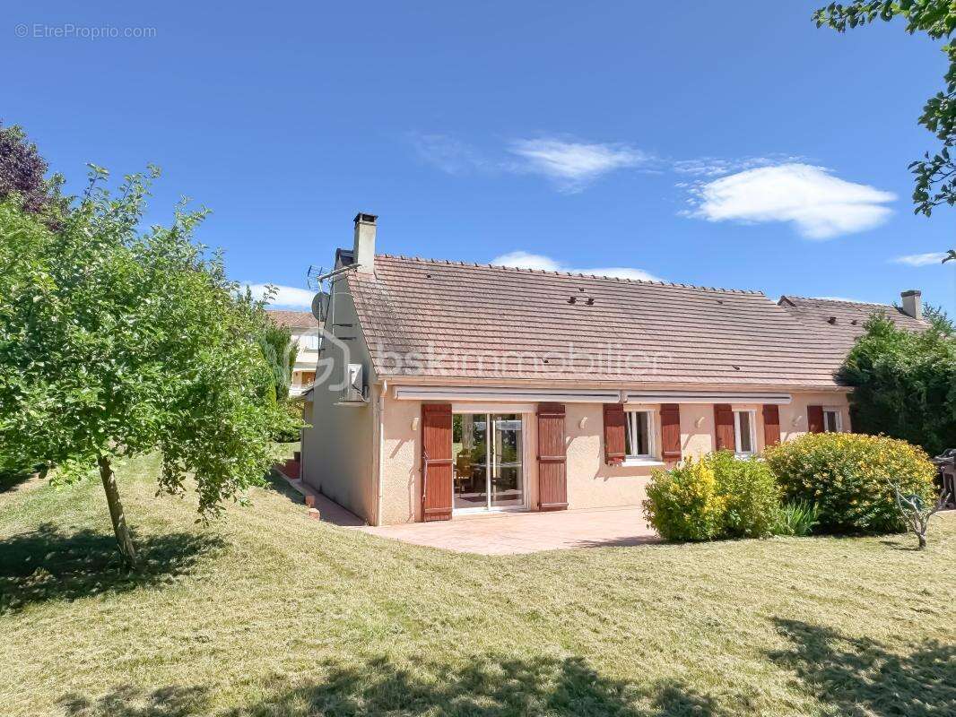 Maison à COUILLY-PONT-AUX-DAMES