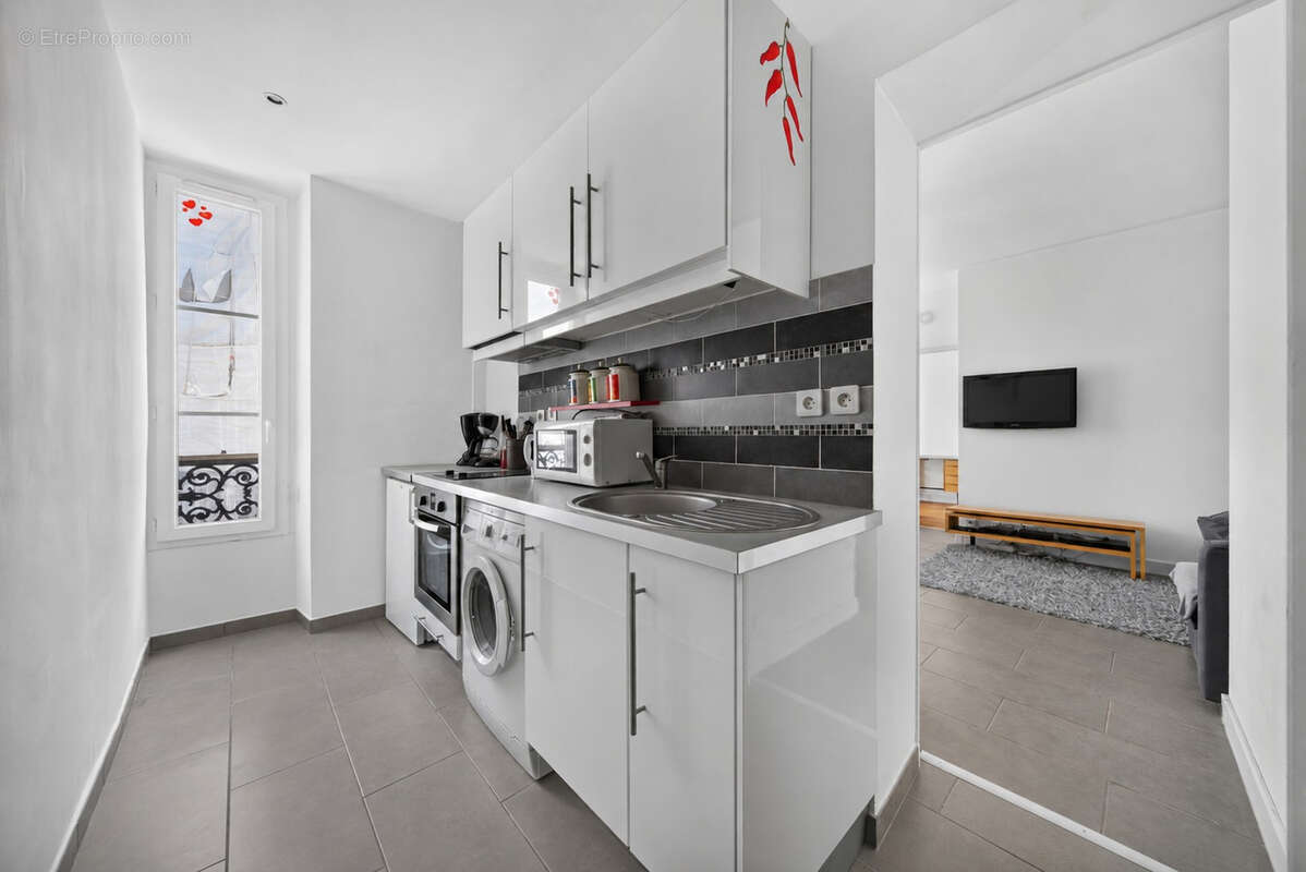 Appartement à PARIS-11E