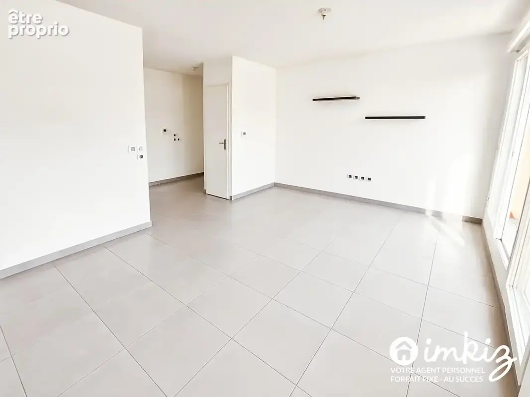 T3 de 60m² - garage, balcon, 2018 - Clé en main ! - photo 2