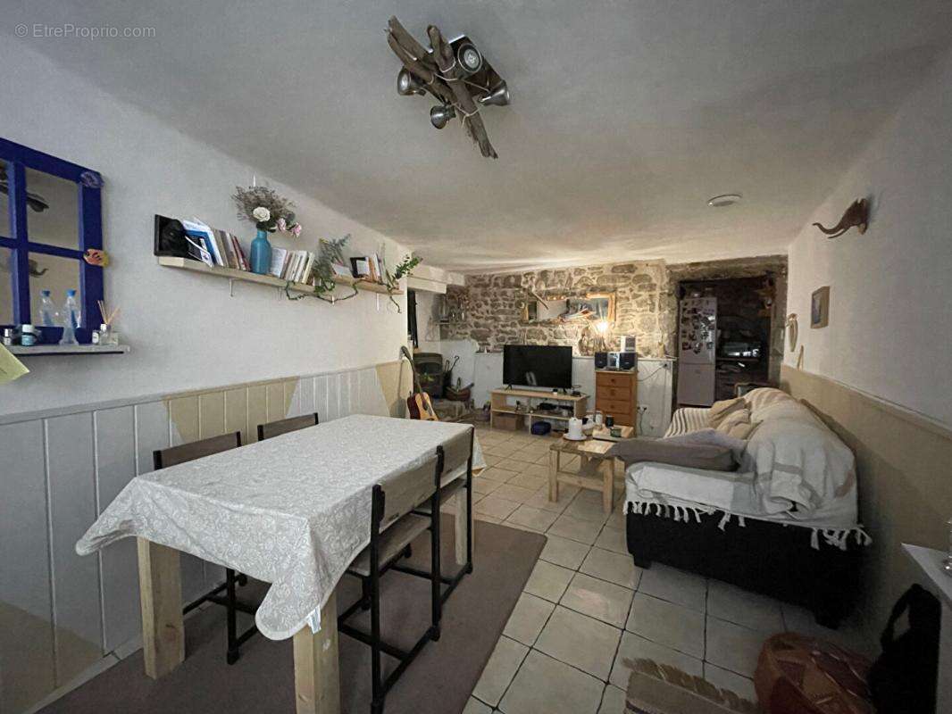 Maison à VIAS