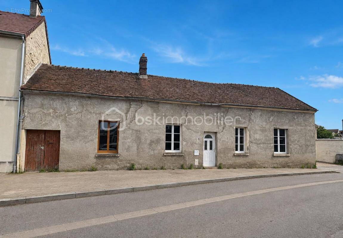 Maison à BRUYERES-SUR-OISE
