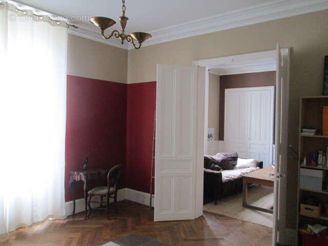 Maison de caractère centre ville - photo 3