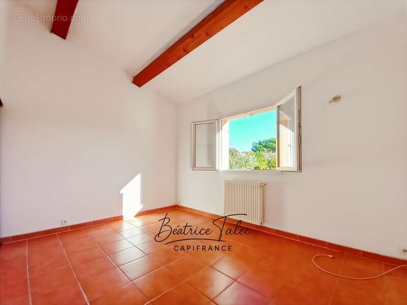 Appartement à VELAUX