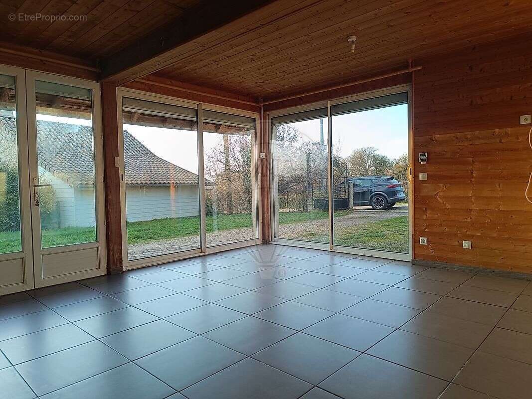 Maison à MAGNY-COURS