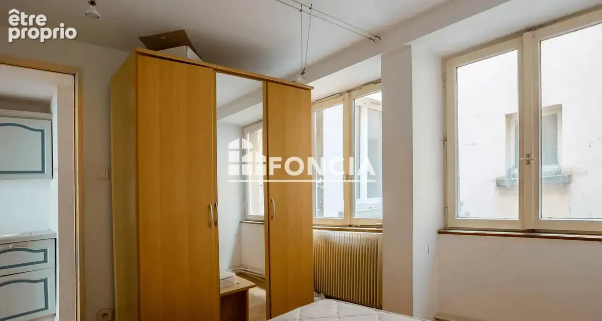 FONCIA - CENTRE-VILLE - Rue des Serruriers : charmant 2P de 41,25 m² dans une copropriété calme, avec cave et cellier sur le pal - photo 5