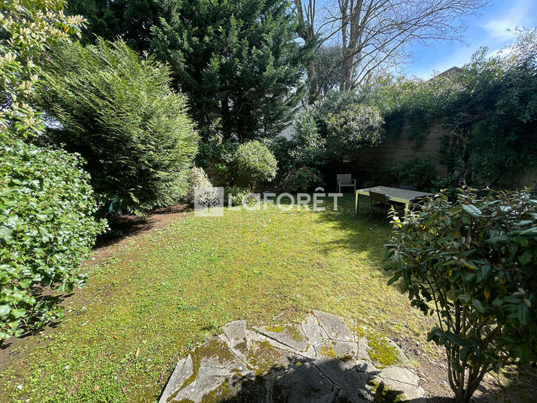 Maison à LA CELLE-SAINT-CLOUD