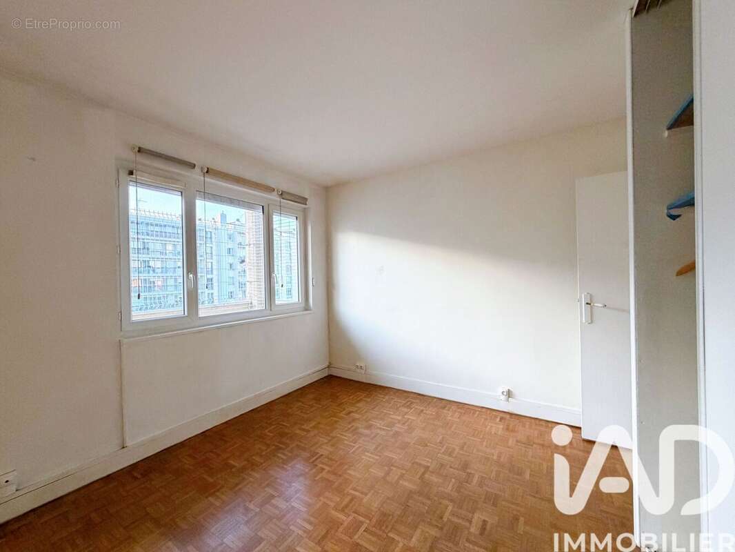 Photo 2 - Appartement à BOURG-LA-REINE