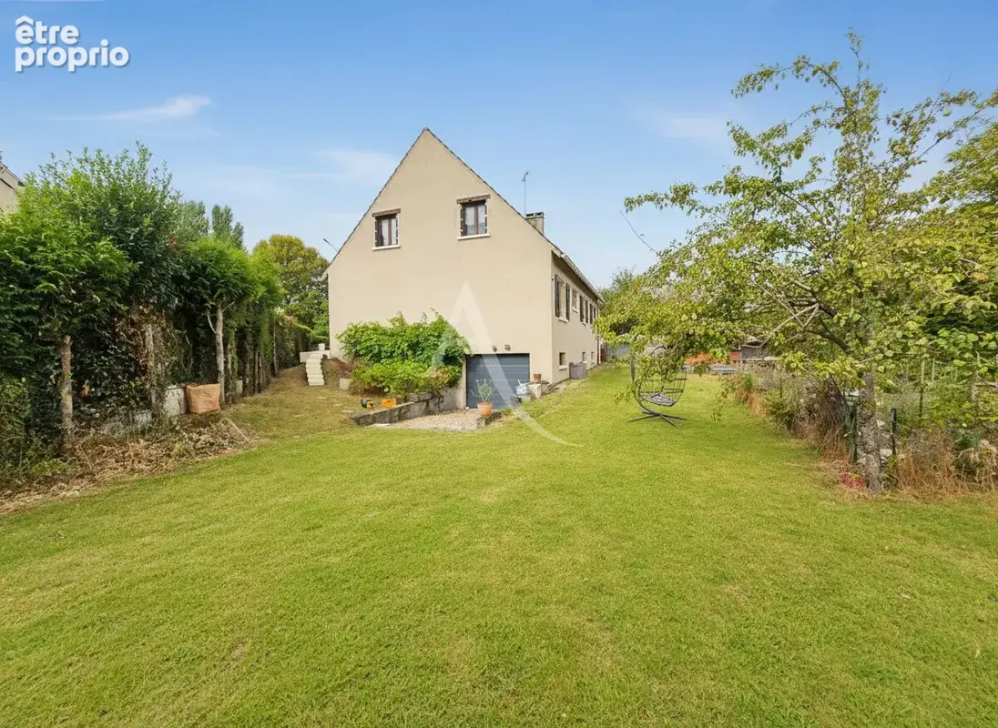 Maison familiale 5 chambres avec jardin et sous-sol à Penchard - photo 3