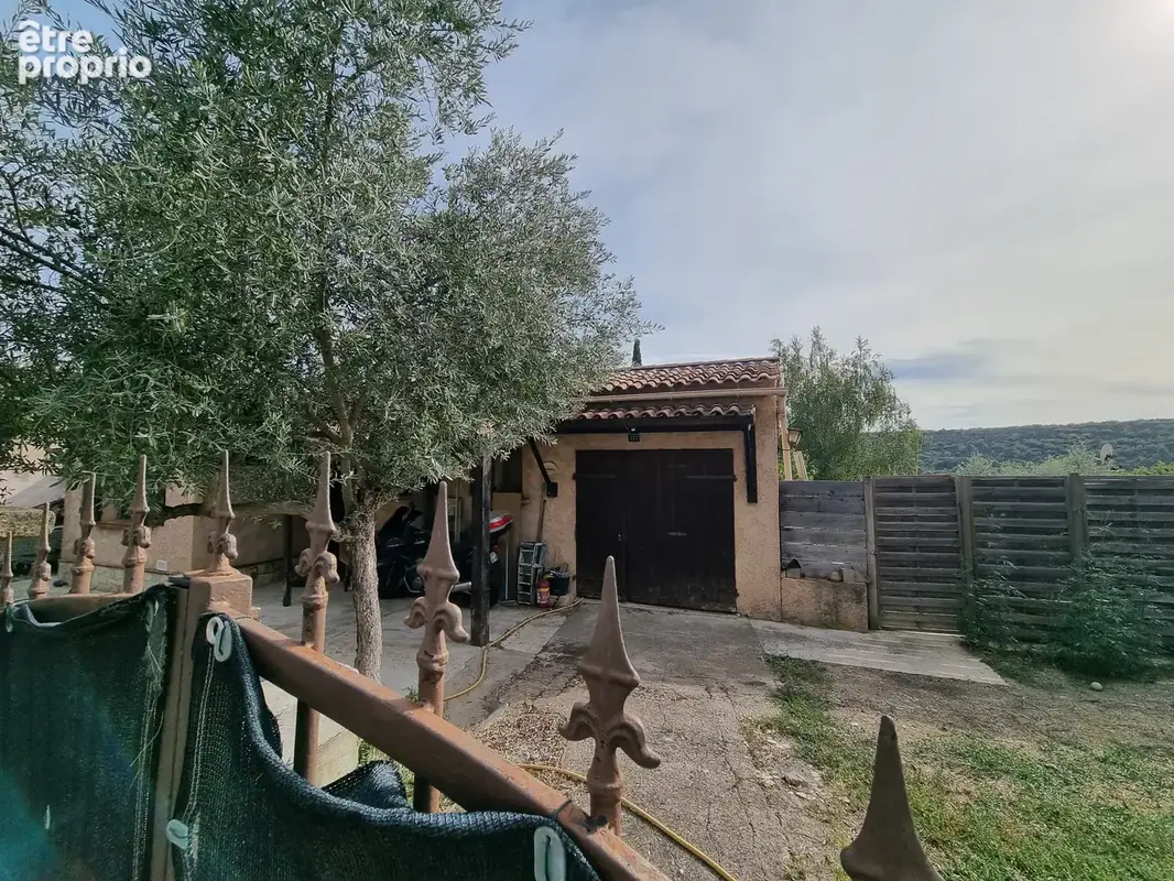 En exclusivité, à Artignosc sur verdon, maison sur 2 niveaux édifiée sur 360m2 de terrain - photo 3