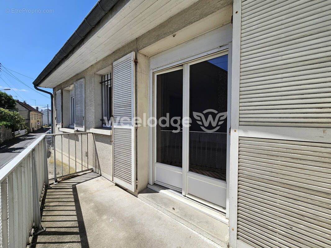 Appartement à PIERRELAYE