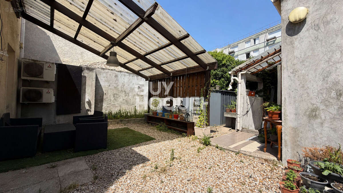 Maison Saint Denis - photo 8