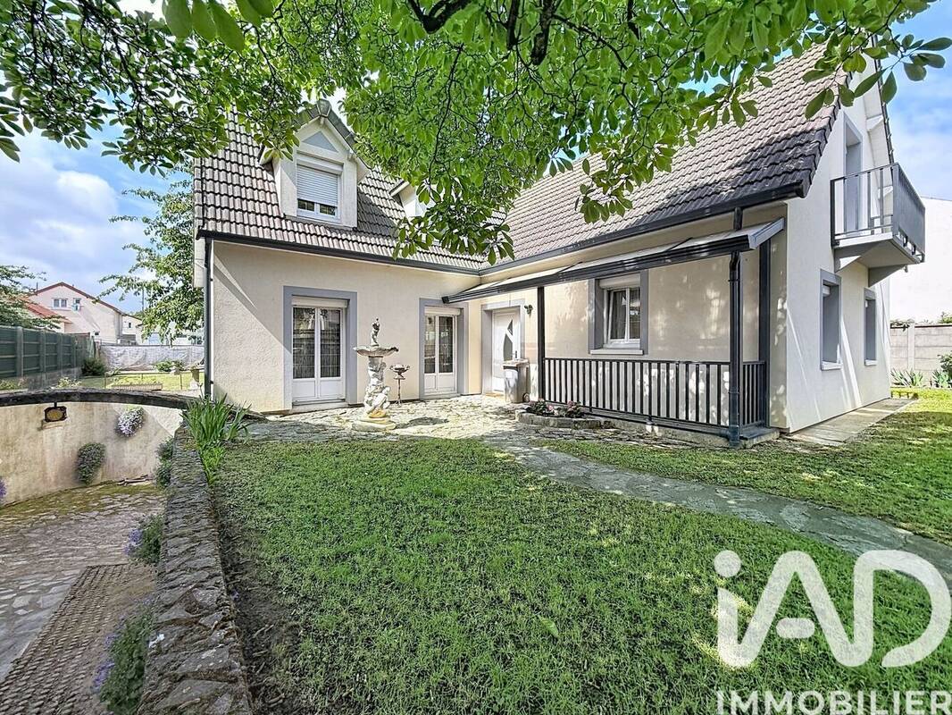 Photo 1 - Maison à VIRY-CHATILLON