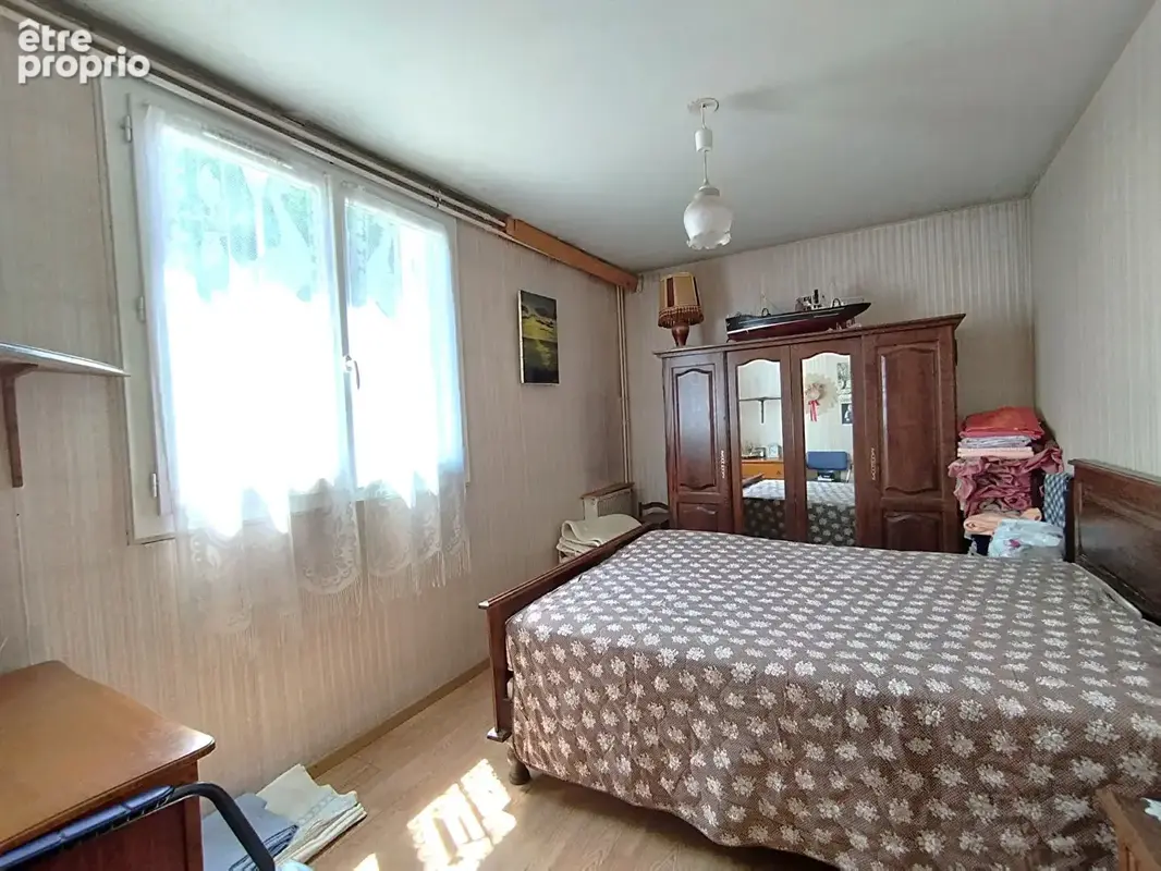 Appartement au rez de chaussé sur St Pierre des Corps proximité immédiate des commerces, Fil Bleu, Gare TGV, écoles, collège et  - photo 4