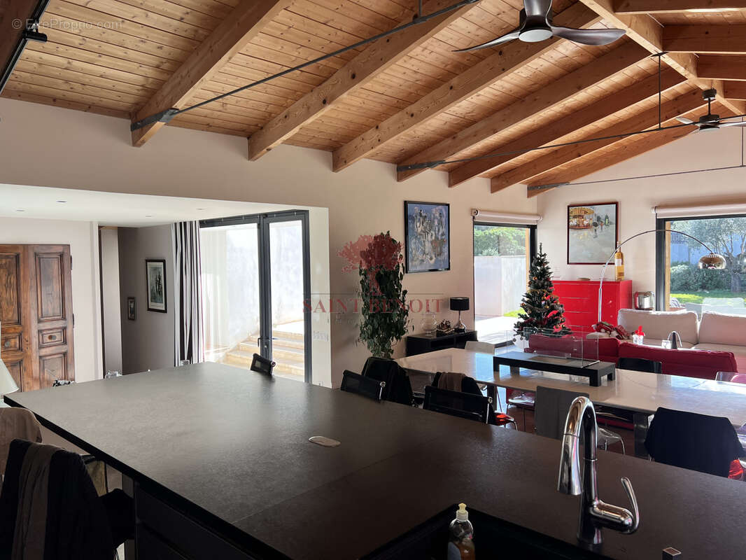 A VENDRE Clermont l'Hérault superbe villa d'architecte type 6 pièces dominant la ville sur un terrain paysager - photo 35