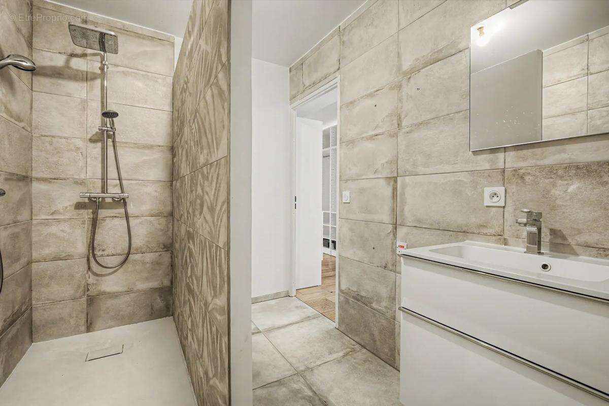 Appartement T4 de 90 m² à Aix-en-Provence - Quartier de la Torse - photo 14
