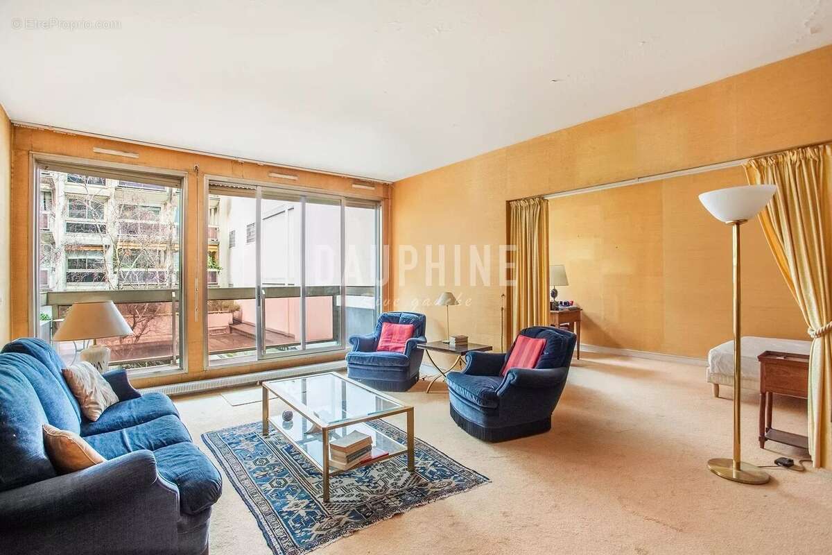 Appartement à PARIS-6E