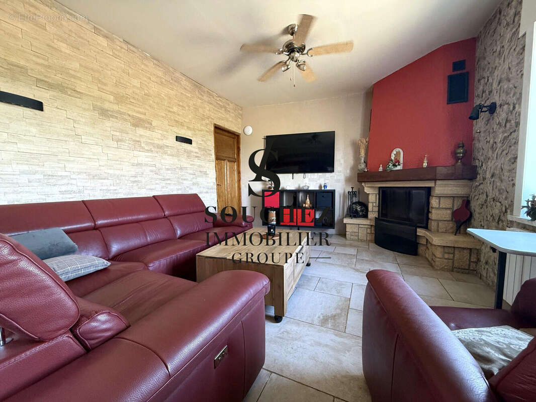 Maison 214 m² à Montenescourt  - photo 6