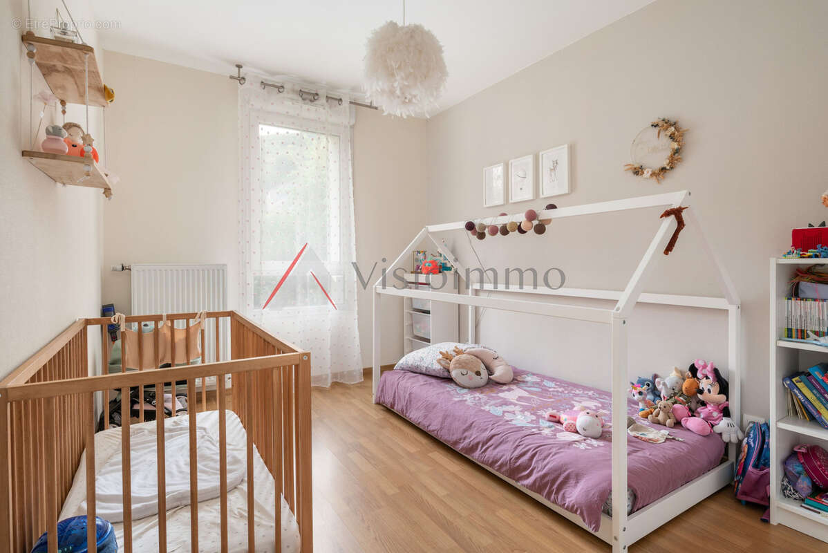 Appartement à FONTAINE