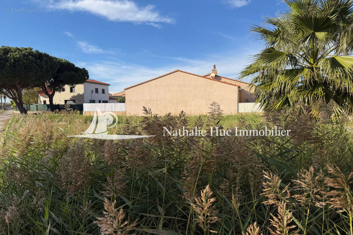 Terrain à CANET-EN-ROUSSILLON